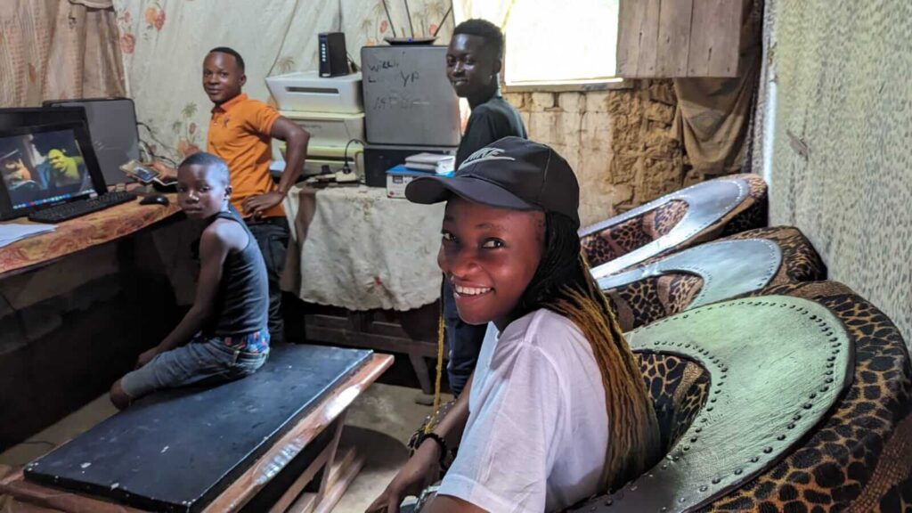 SOS Jeunesse Africaine a Boteka